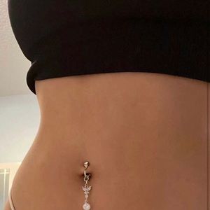Fake Belly Piercing. Only opened to see it but never wore.